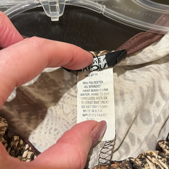 MSK Women Sleeveless Gold Shimmer Ruffle Hem Animal Print Dress Size 2X - Picture 9 of 9